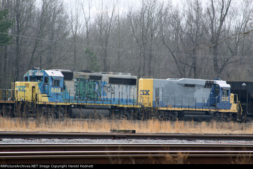 CSX 6414 & 2312 north of the tower